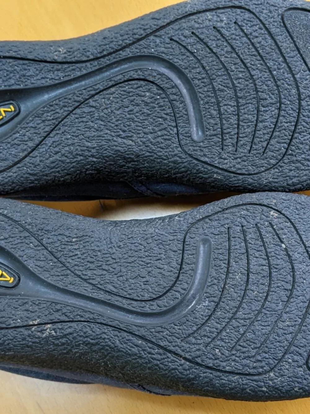 Keen Howser Canvas slip-on